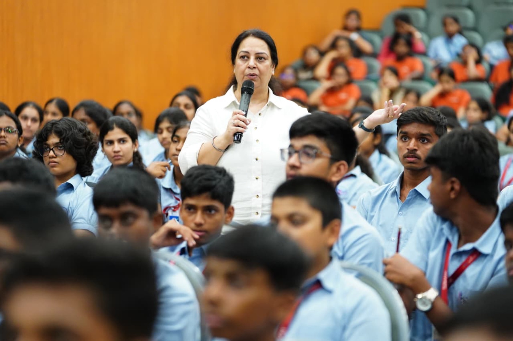 Dr. Chetna Sabharwal speaking with school students